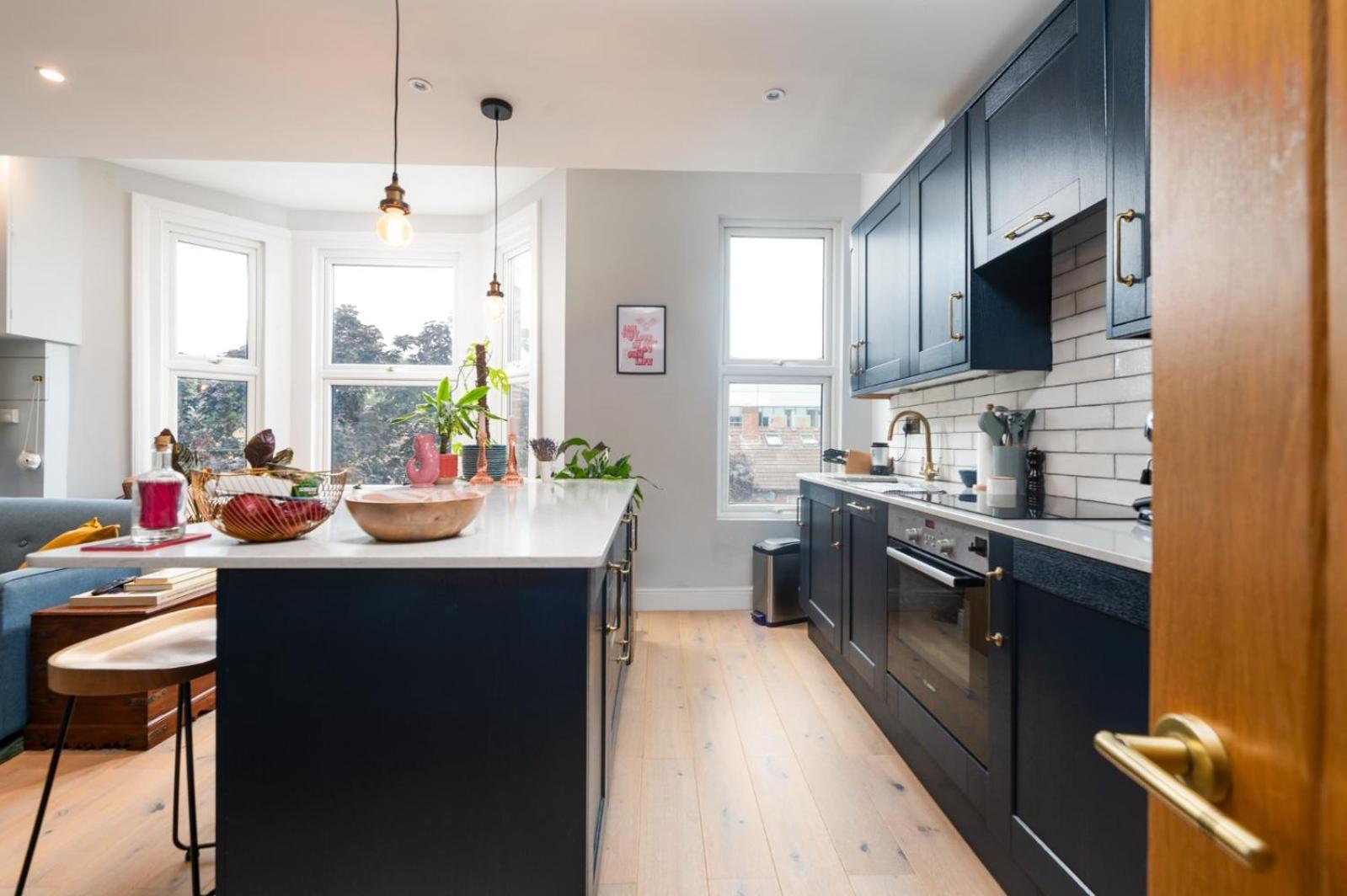 Appartamento Gauden Road By Capital Londra